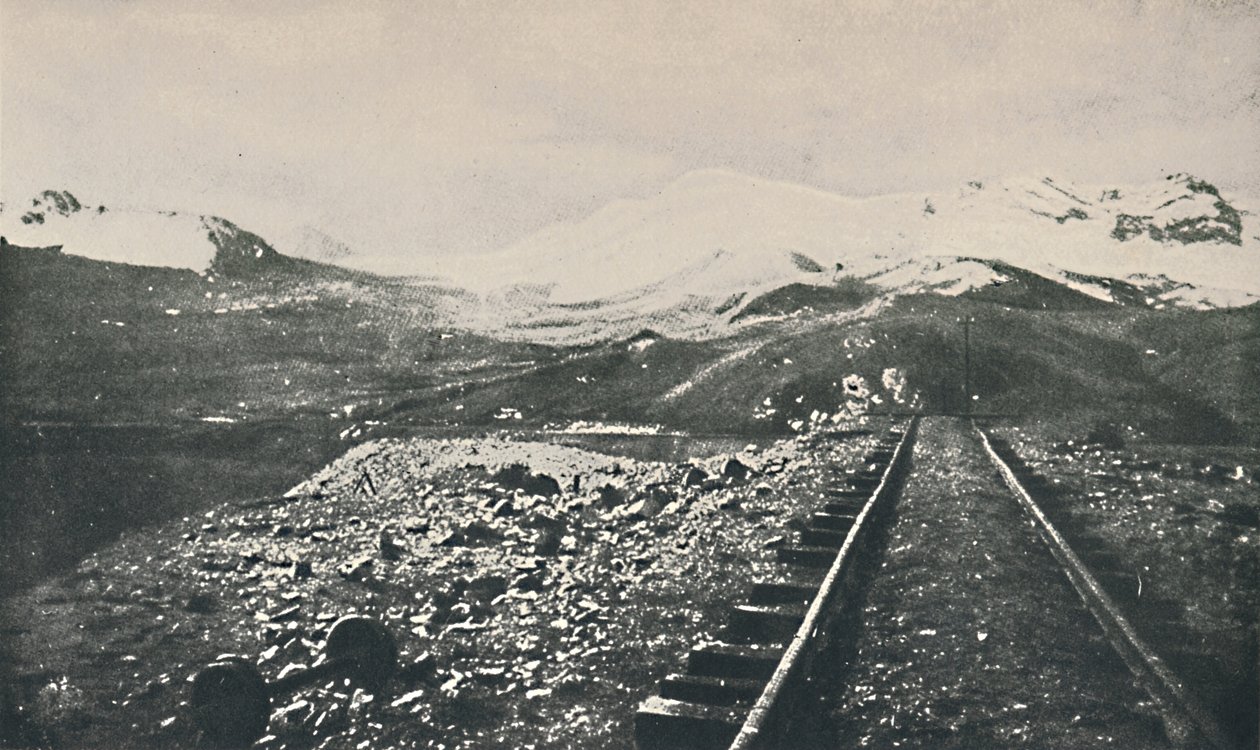 ओरोया रेलवे का शिखर सम्मेलन, 1916 द्वारा अज्ञात