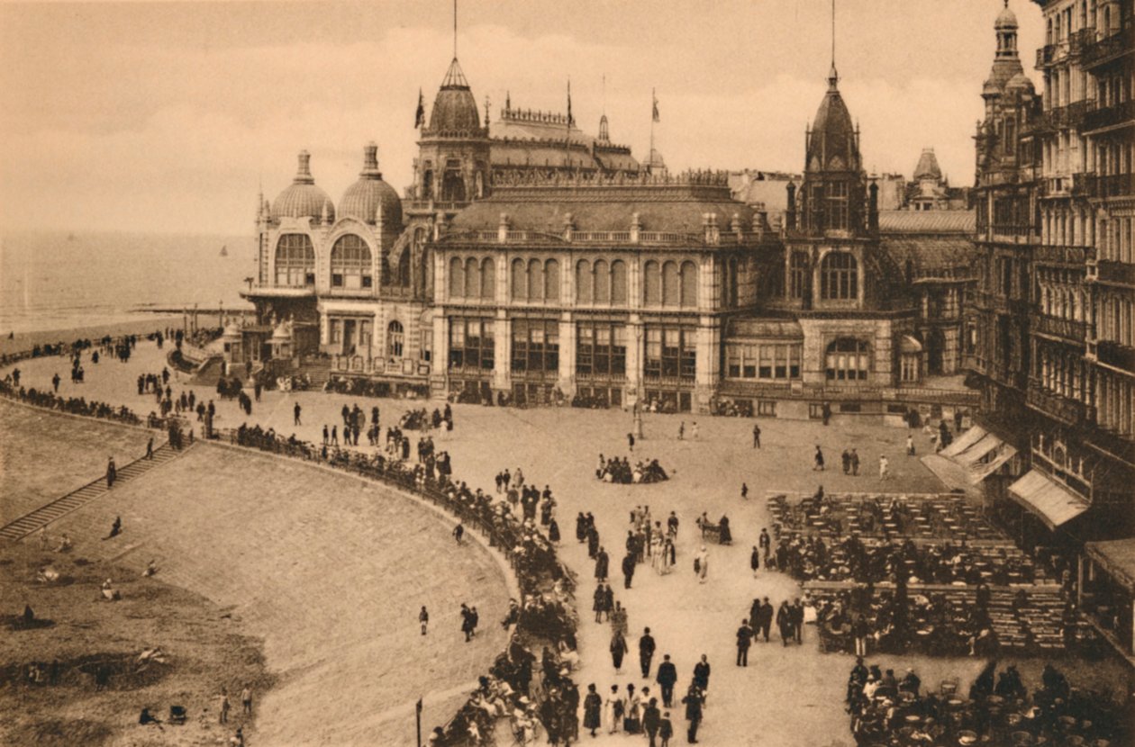 एस्प्लेनेड और कुर्साल, c1928 द्वारा अज्ञात