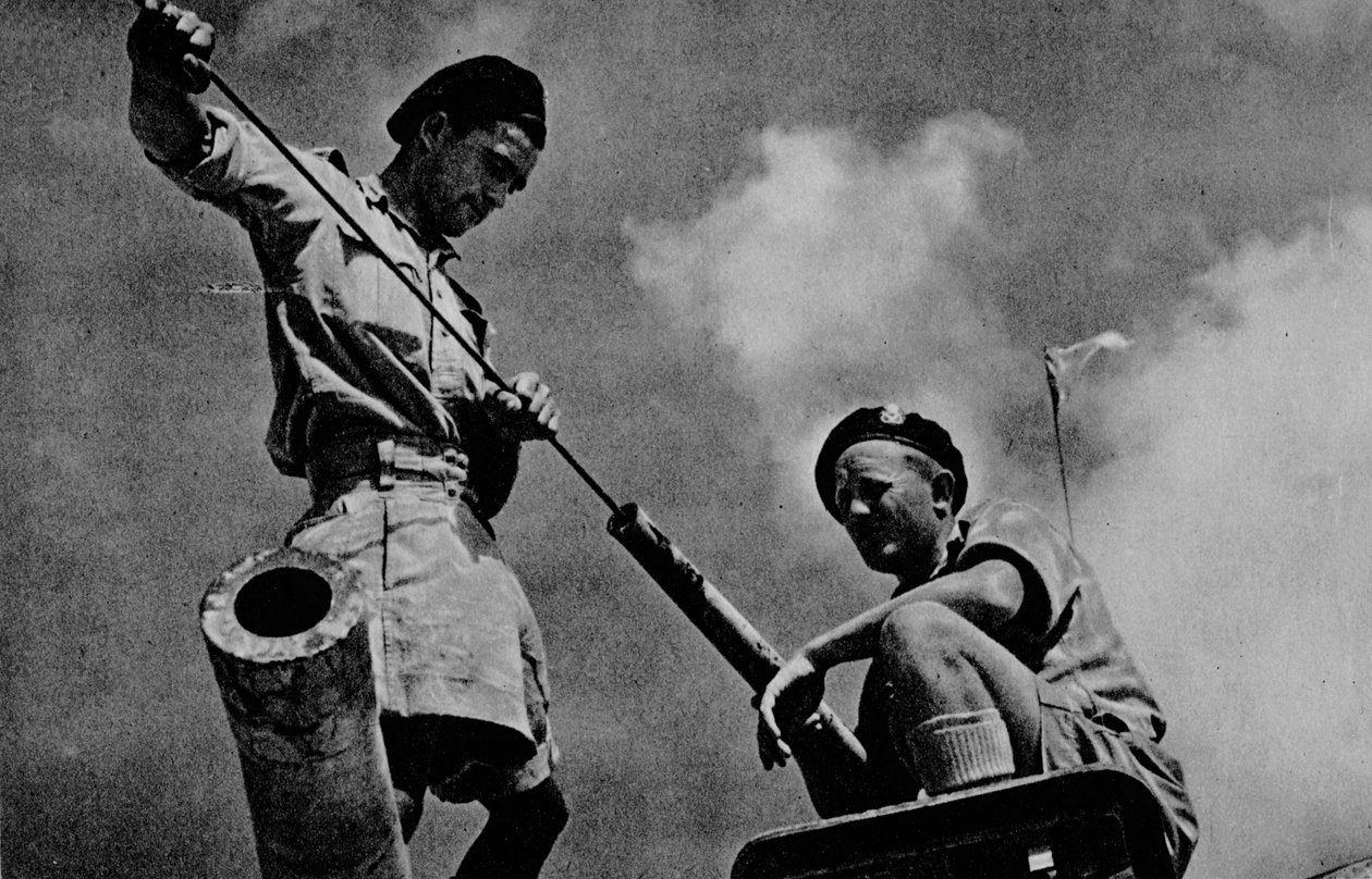 टैंक चालक दल तैयार करते हैं ..., 1942 1944 द्वारा अज्ञात