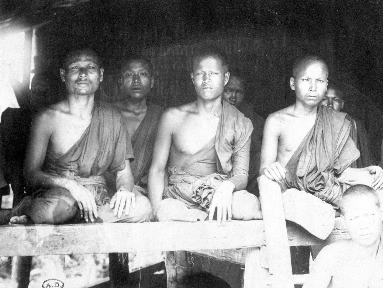 कंबोडियाई भिक्षु - फोटोग्राफी, 19वीं सदी के अंत में द्वारा अज्ञात फोटोग्राफर