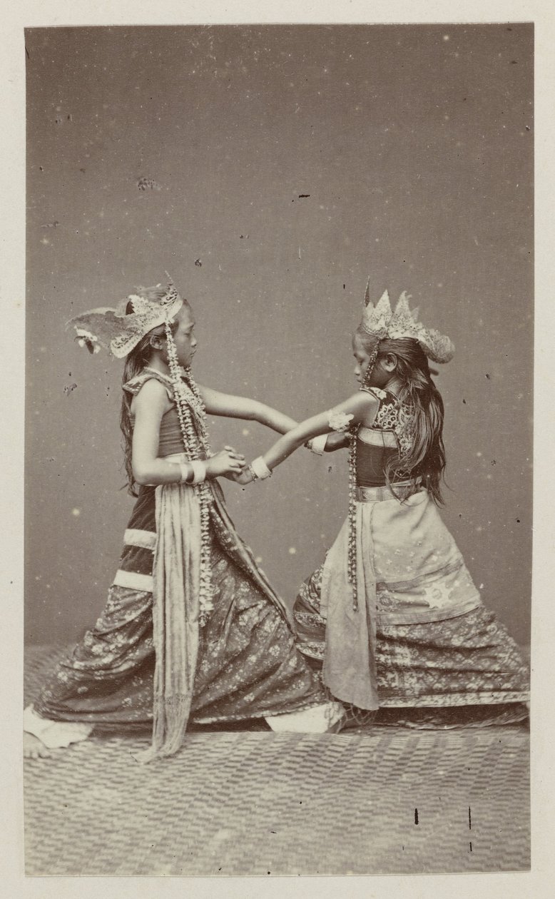  द्वारा वुडबरी और पेज