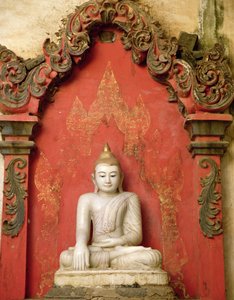 ध्यान में बैठा बुद्ध (अलबास्टर)