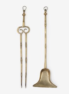 पीतल चिमटे और फावड़ा, c.1650-99 (पीतल)