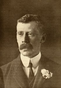 सर आर्थर थॉमस क्विलर-काउच (1863-1944) (लिथो)