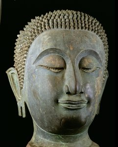 एक विशाल बुद्ध (कांस्य) के प्रमुख