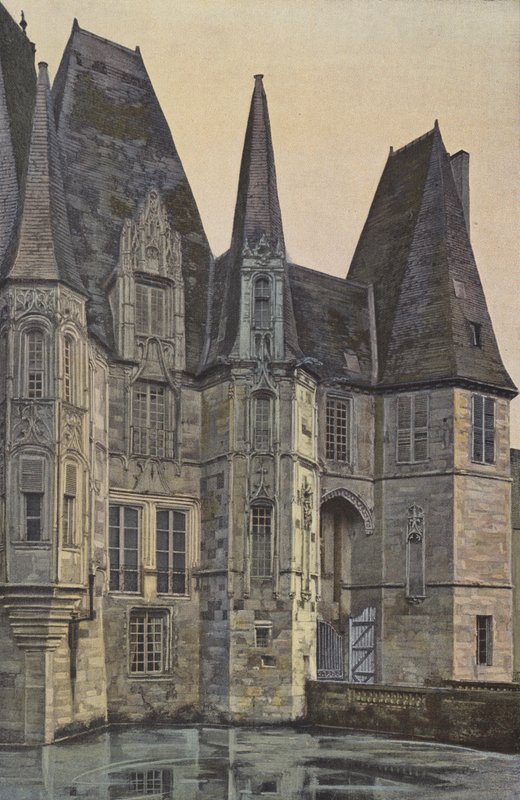 Chateau DO, प्रवेश द्वार के किनारे द्वारा फ्रेंच फोटोग्राफर