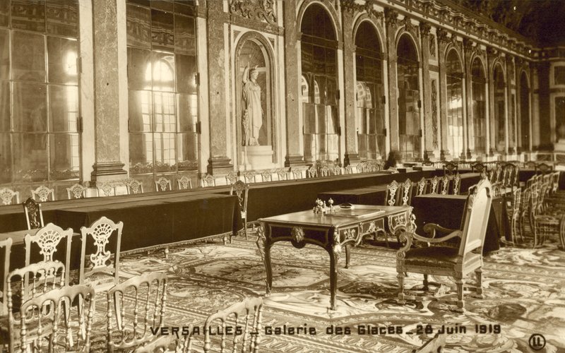 वर्साय, हॉल ऑफ़ मिरर्स, 28 जून, 1919 द्वारा फ्रेंच फोटोग्राफर